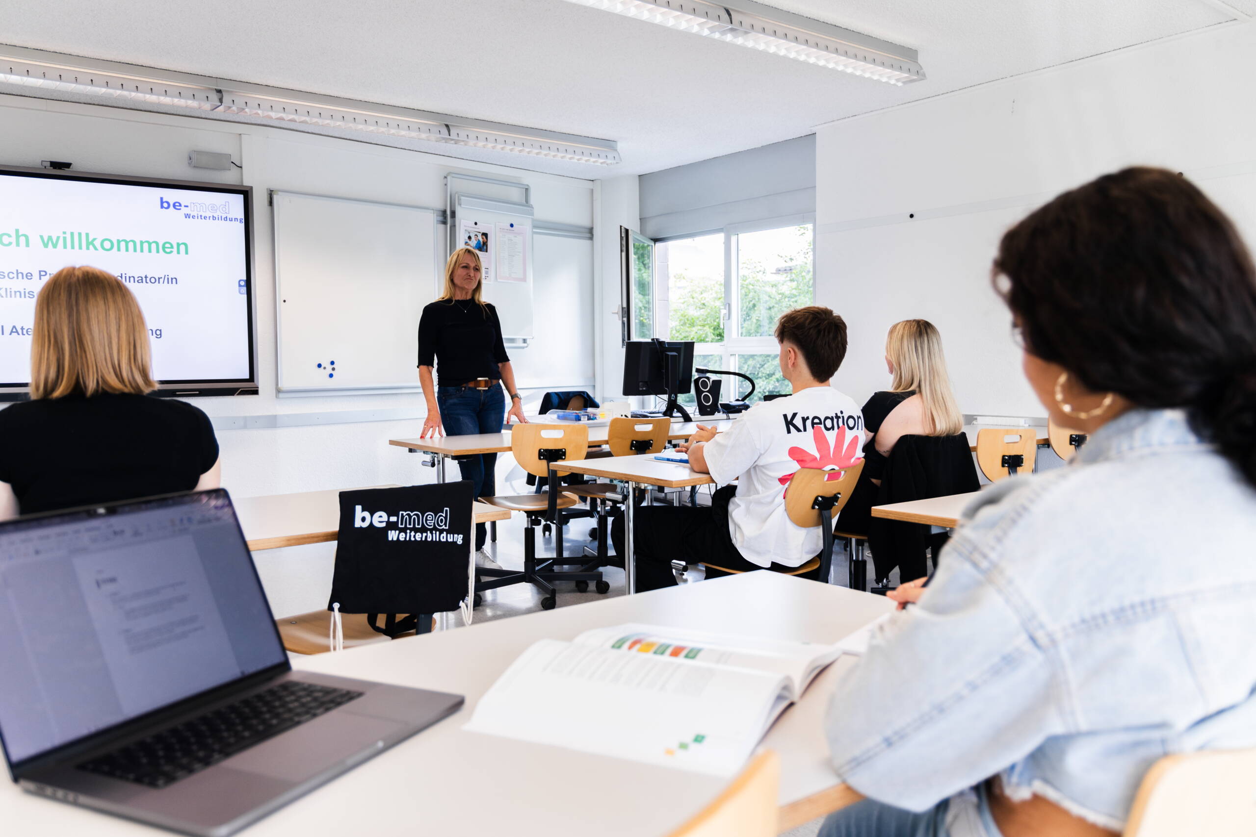 Unterrichtszimmer be-med  Unterrichtszimmer der be-med