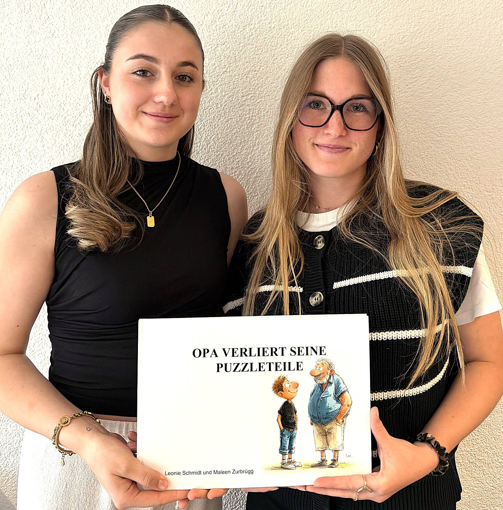 Leonie Schmidt (l) und Maleen Zurbrügg (r). Bild: Benjamin Buri